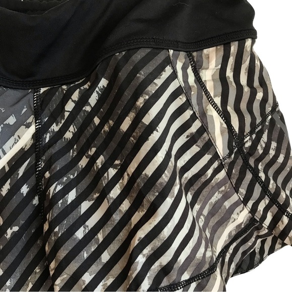 Athleta women’s size XS athletic shorts. Grey and black. - Picture 2 of 4